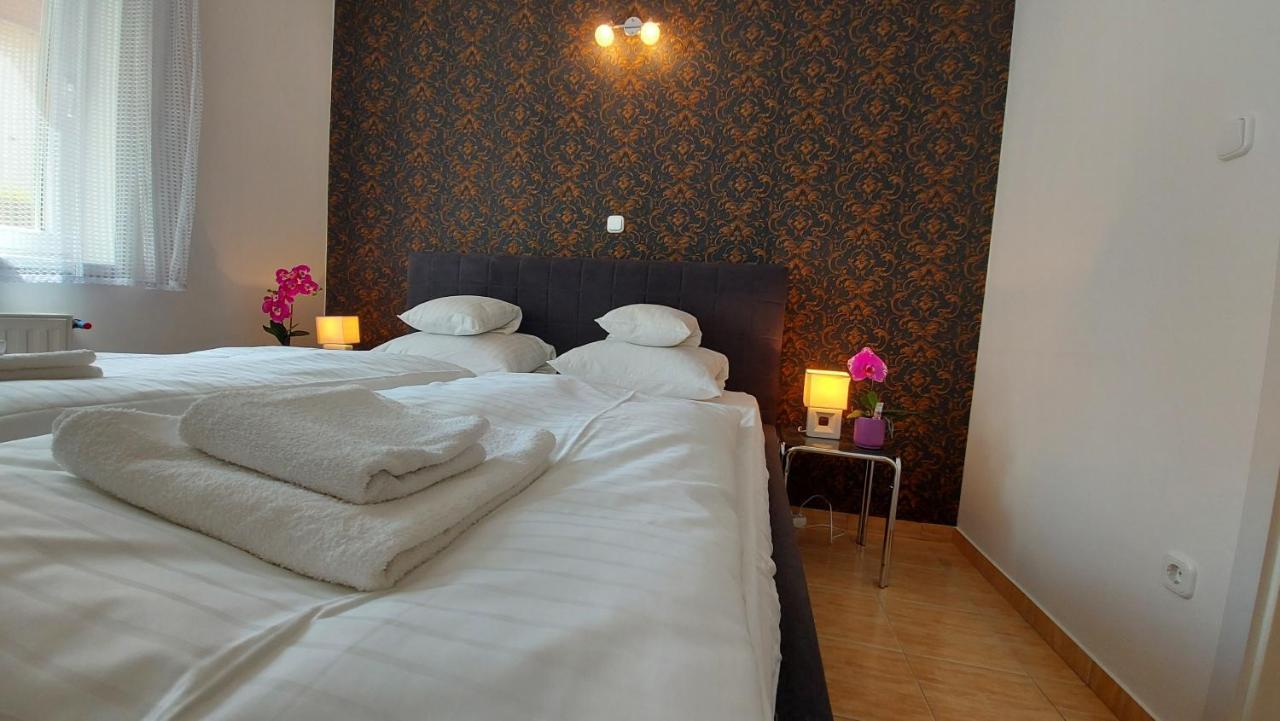 Amulett Suite Apartment Hajdúszoboszló Kültér fotó
