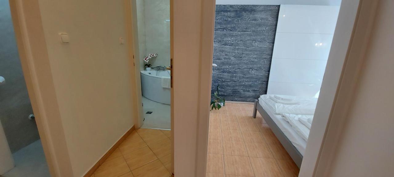 Amulett Suite Apartment Hajdúszoboszló Kültér fotó